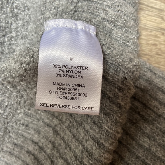 Knit Grey Cardigan - Picture 5 of 5